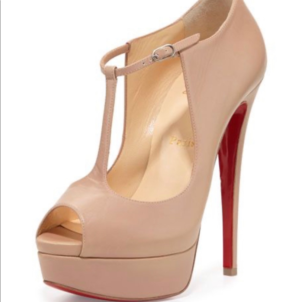 OR BEST OFFER - Christian Louboutin Nude Size 39